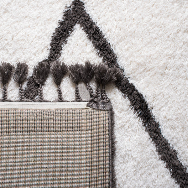 Safavieh Carmella Shag 222 POWER LOOMED 100% POLYESTER Shag & Flokati Rug CRM222A-4