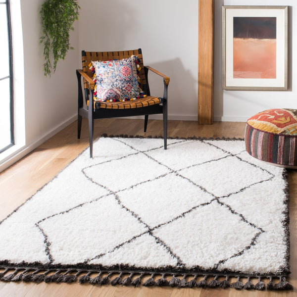 Safavieh Carmella Shag 226 POWER LOOMED 100% POLYESTER Shag & Flokati Rug CRM226A-4