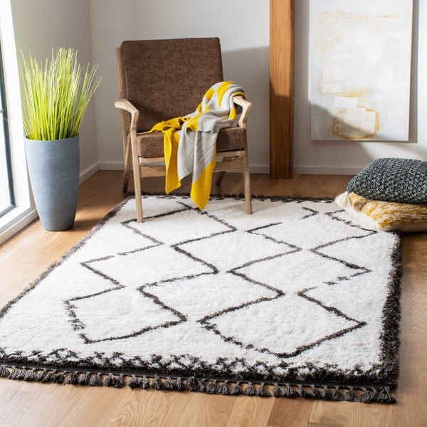Safavieh Carmella Shag 228 POWER LOOMED 100% POLYESTER Shag & Flokati Rug CRM228A-4