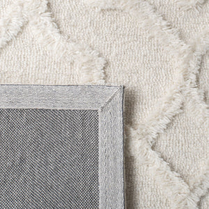 Safavieh Casablanca 376 Hand Tufted Wool Bohemian Rug CSB376A-8