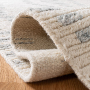 Casablanca 406 Hand Knotted 80% Wool 20% Viscose Bohemian Rug Grey / Ivory 80% Wool 20% Viscose CSB406A-5