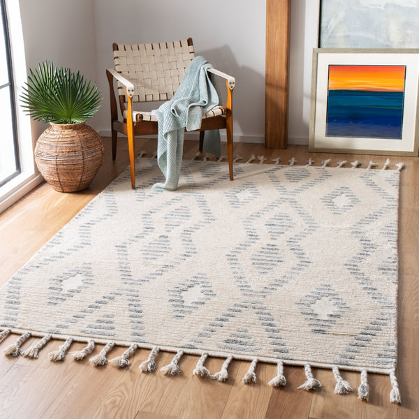 Casablanca 406 Hand Knotted 80% Wool 20% Viscose Bohemian Rug Grey / Ivory 80% Wool 20% Viscose CSB406A-5