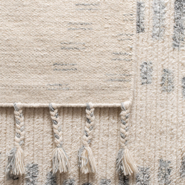 Casablanca 406 Hand Knotted 80% Wool 20% Viscose Bohemian Rug Grey / Ivory 80% Wool 20% Viscose CSB406A-5