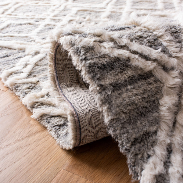 Safavieh Casablanca 459 With Tassel 100% Wool Hand Tufted Rug CSB459F-9