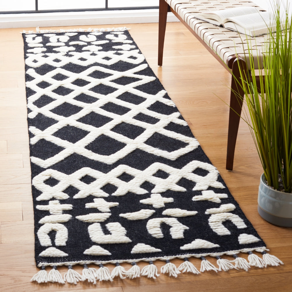 Casablanca 524 Hand Knotted 100% Wool Bohemian Rug - Luxurious Design with 0.59" Pile Height