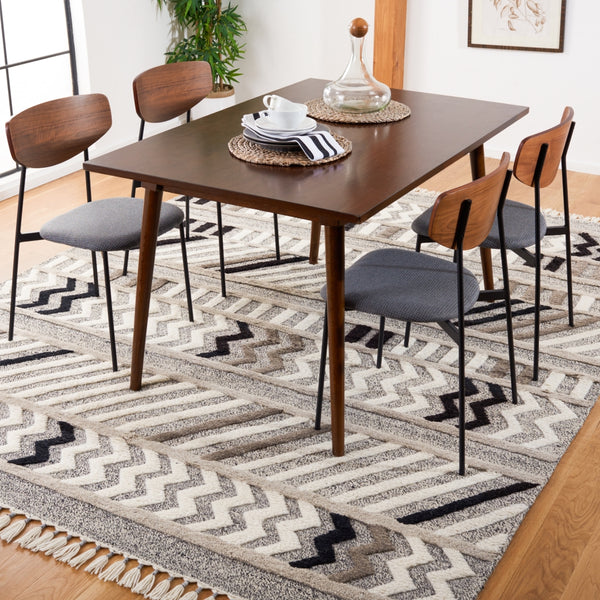 Casablanca 526 Hand Knotted 100% Wool Rug with Luxurious Tassels for Elegant Home Decor