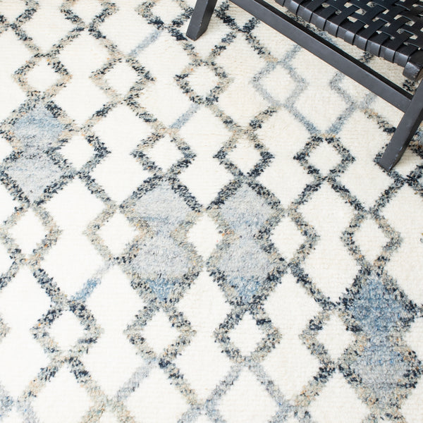 Casablanca Luxurious Handknotted 100% Wool Rug with 0.79" Pile Height for Elegant Home Décor