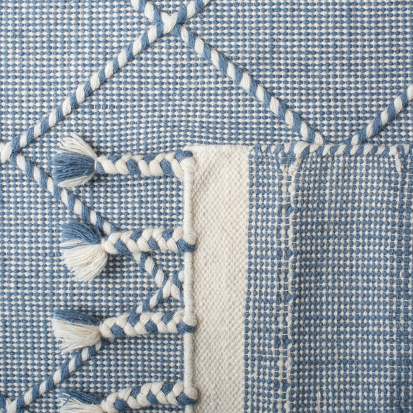 Casablanca 575 With Tassel Handloomed 80% Wool, 20% Cotton Bohemian Rug Blue / Ivory 80% WOOL, 20% COTTON CSB575N-5
