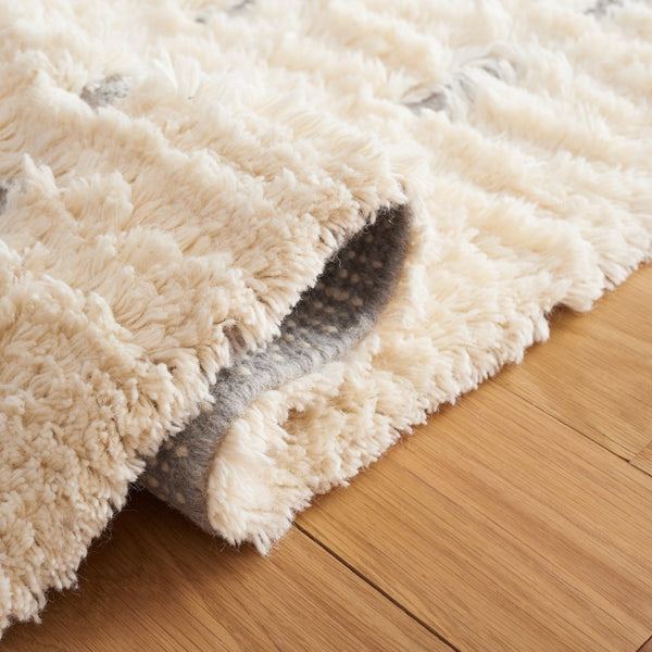 Safavieh Casablanca 705 Hand Woven 85% Wool/15% Cotton Rug CSB705F-8