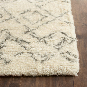 Casablanca Shag Hand-Tufted Rug in Luxurious New Zealand Wool for Cozy and Stylish Interiors