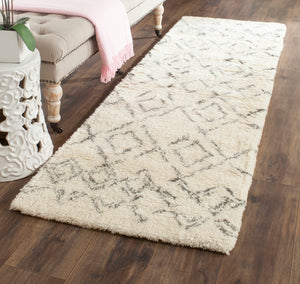 Casablanca Shag Hand-Tufted Rug in Luxurious New Zealand Wool for Cozy and Stylish Interiors