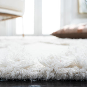 Safavieh Casablanca 975 Hand Tufted 80% Wool, 20% Cotton Rug CSB975A-5