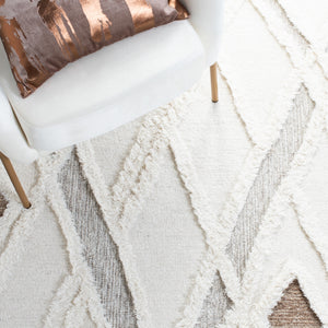 Safavieh Casablanca 975 Hand Tufted 80% Wool, 20% Cotton Rug CSB975A-5