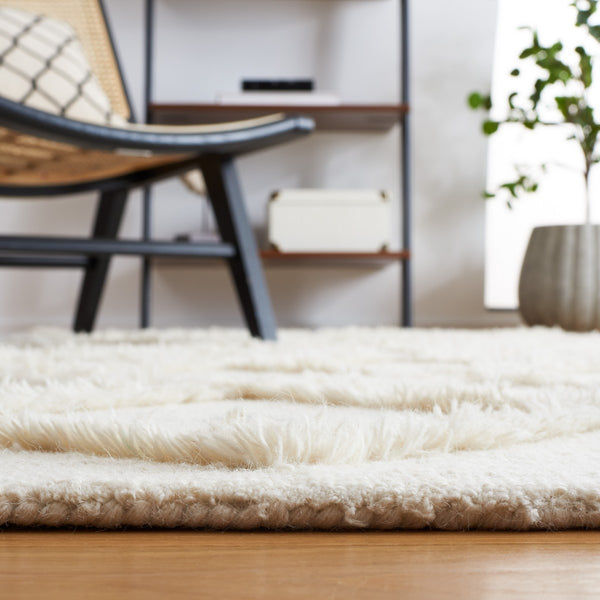 Safavieh Casablanca 979 Hand Tufted 80% Wool/20% Cotton Bohemian Rug CSB979A-8