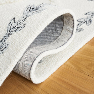 Safavieh Casablanca 979 Hand Tufted 80% Wool, 20% Cotton Rug CSB979A-5