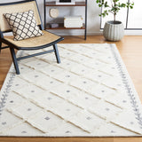 Safavieh Casablanca 979 Hand Tufted 80% Wool, 20% Cotton Rug CSB979A-5