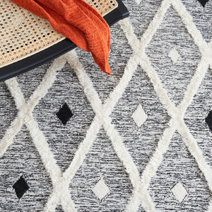 Safavieh Casablanca 980 Hand Tufted 80% Wool/20% Cotton Bohemian Rug CSB980Z-8