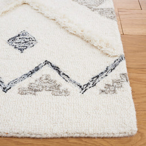 Safavieh Casablanca 985 Hand Tufted 80% Wool/20% Cotton Rug CSB985A-8