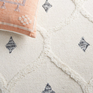 Safavieh Casablanca 988 Hand Tufted 80% Wool/20% Cotton Bohemian Rug CSB988A-8