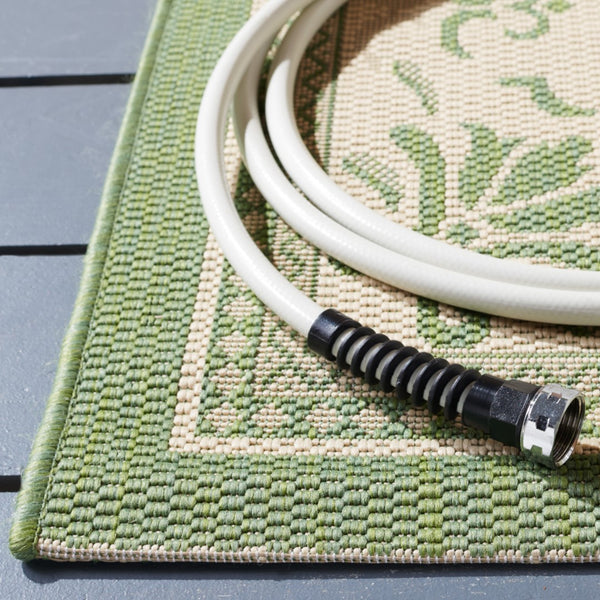 Safavieh Cy0901 Power Loomed 85.4% Polypropylene/10.4% Polyester/4.2% Latex Outdoor Rug CY0901-1E01-4