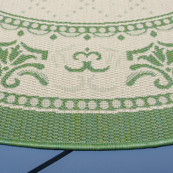 Safavieh Cy0901 Power Loomed 85.4% Polypropylene/10.4% Polyester/4.2% Latex Outdoor Rug CY0901-1E01-5R