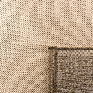 Safavieh Cy2099 Power Loomed 85.4% Polypropylene/10.4% Polyester/4.2% Latex Outdoor Rug CY2099-3001-4