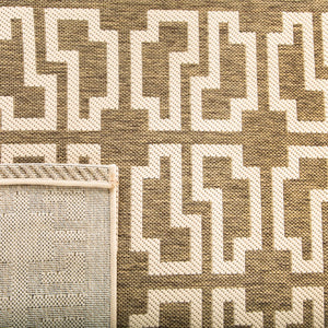 Safavieh Alys Power Loomed 85.4% Polypropylene/10.4% Polyester/4.2% Latex Outdoor Rug CY6015-242-4