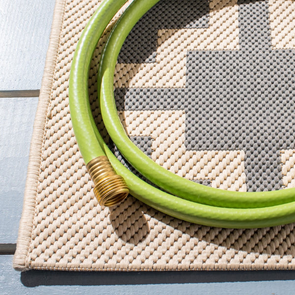 Safavieh Alys Power Loomed 85.4% Polypropylene/10.4% Polyester/4.2% Latex Outdoor Rug CY6015-246-4