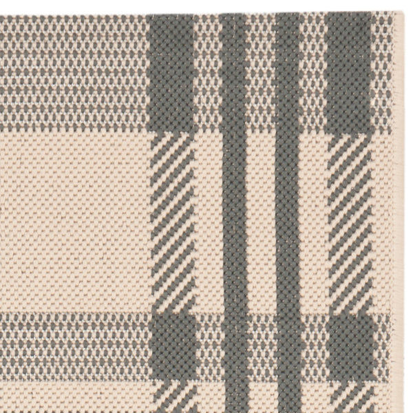 Safavieh Cy6201 Power Loomed 85.4% Polypropylene/10.4% Polyester/4.2% Latex Outdoor Rug CY6201-236-4