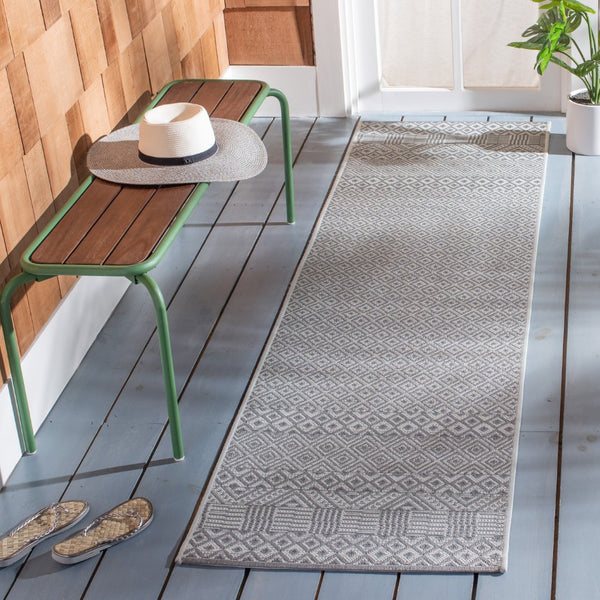 Safavieh Courtyard 6235 Power Loomed 85.4% Polypropylene/10.4% Polyester/4.2% Latex Outdoor Rug CY6235-07812-9