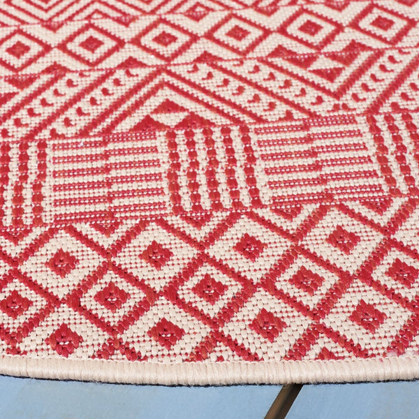 Safavieh Courtyard 6235 Power Loomed 85.4% Polypropylene/10.4% Polyester/4.2% Latex Indoor/Outdoor Rug CY6235-23812-27