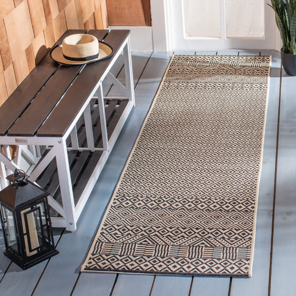 Safavieh Courtyard 6235 Power Loomed 85.4% Polypropylene/10.4% Polyester/4.2% Latex Indoor/Outdoor Rug CY6235-25612-4SQ