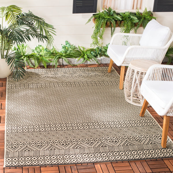 Safavieh Courtyard 6235 Power Loomed 85.4% Polypropylene/10.4% Polyester/4.2% Latex Outdoor Rug CY6235-25612-5SQ