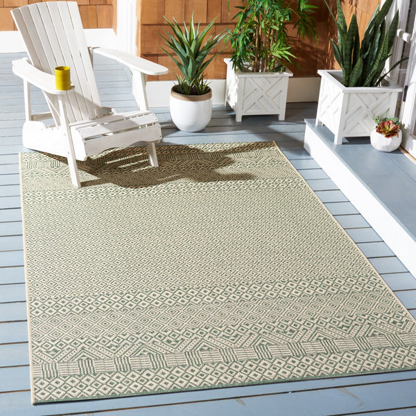 Safavieh Courtyard 6235 PowerLoomed 85.4% Polypropylene/10.4% Polyester/4.2% Latex Indoor/Outdoor Rug CY6235-32212-9