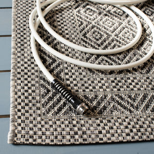 Safavieh Courtyard 6236 Power Loomed 85.4% Polypropylene/10.4% Polyester/4.2% Latex Outdoor Rug CY6236-37612-6