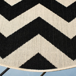 Safavieh Cy6244 Power Loomed 85.4% Polypropylene/10.4% Polyester/4.2% Latex Outdoor Rug CY6244-256-5R