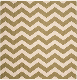 Safavieh Cy6245 Power Loomed 85.4% Polypropylene/10.4% Polyester/4.2% Latex Outdoor Rug CY6245-244-4