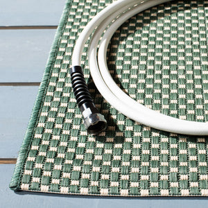 Safavieh Courtyard 6521 PowerLoomed 85.4% Polypropylene/10.4% Polyester/4.2% Latex Indoor/Outdoor Rug CY6521-32221-9