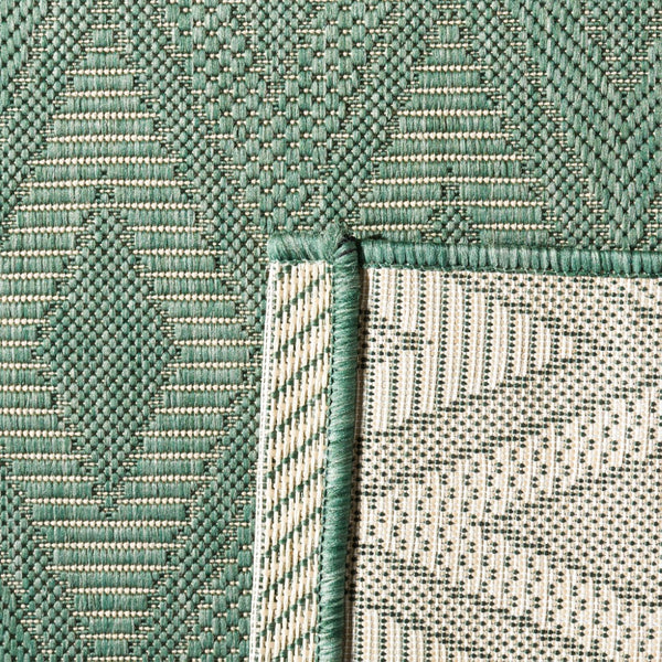 Safavieh Courtyard 6522 PowerLoomed 85.4% Polypropylene/10.4% Polyester/4.2% Latex Indoor/Outdoor Rug CY6522-32222-9