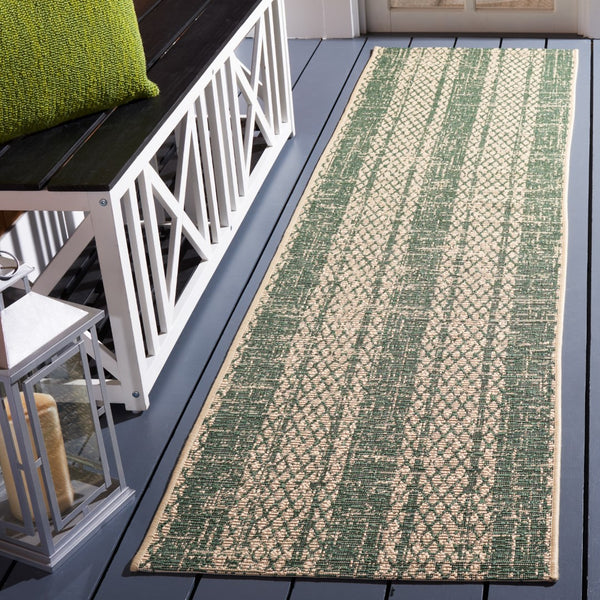 Safavieh Courtyard 6736 PowerLoomed 85.4% Polypropylene/10.4% Polyester/4.2% Latex Indoor/Outdoor Rug CY6736-32212-9