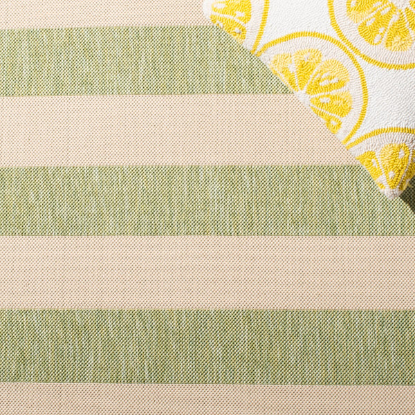 Safavieh Courtyard 6812 Power Loomed 85.4% Polypropylene/10.4% Polyester/4.2% Latex Outdoor Rug CY6812-21812-9