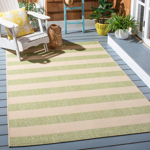 Safavieh Courtyard 6812 Power Loomed 85.4% Polypropylene/10.4% Polyester/4.2% Latex Outdoor Rug CY6812-21812-5