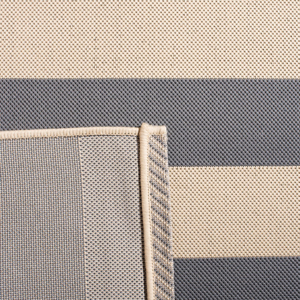 Safavieh Courtyard 6812 Power Loomed 85.4% Polypropylene/10.4% Polyester/4.2% Latex Outdoor Rug CY6812-23612-9