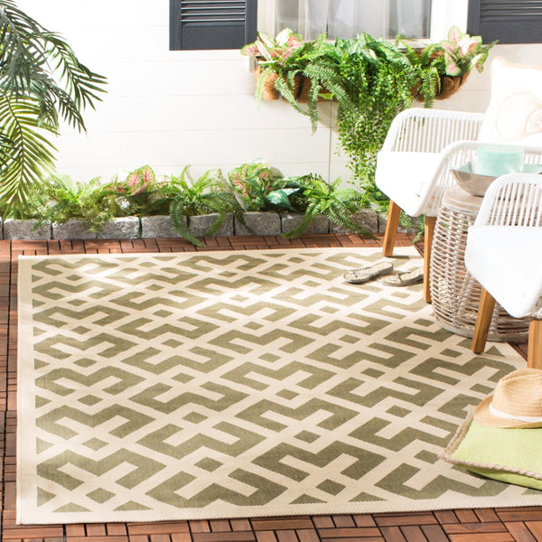 Safavieh Cy6915 Power Loomed 85.4% Polypropylene/10.4% Polyester/4.2% Latex Outdoor Rug CY6915-234-5SQ