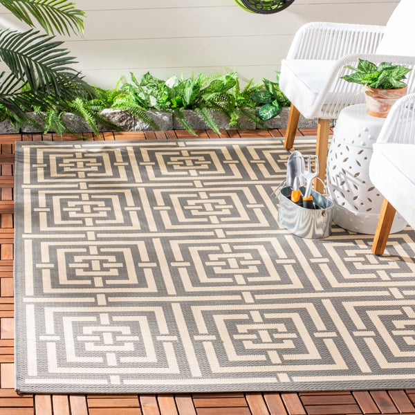 Safavieh Cy6930 Power Loomed 85.4% Polypropylene/10.4% Polyester/4.2% Latex Outdoor Rug CY6937-65-4