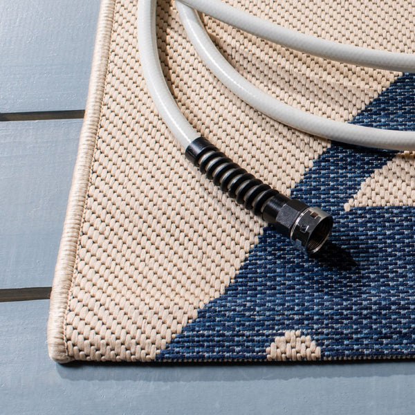 Safavieh Courtyard 7321 Power Loomed 85.4% Polypropylene/10.4% Polyester/4.2% Latex Outdoor Rug CY7321-233A25-3