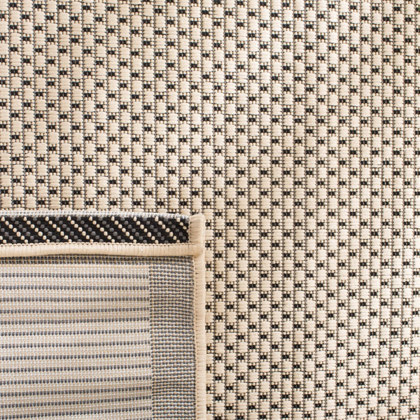 Safavieh Cy7987 Power Loomed 85.4% Polypropylene/10.4% Polyester/4.2% Latex Outdoor Rug CY7987-65A5-810