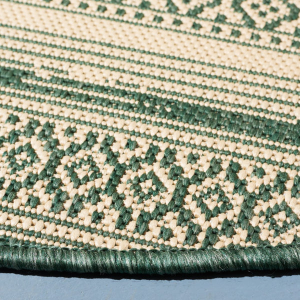 Safavieh Santorini Beach 1 PowerLoomed 85.4% Polypropylene/10.4% Polyester/4.2% Latex Indoor/Outdoor Rug CY8061-32221-9