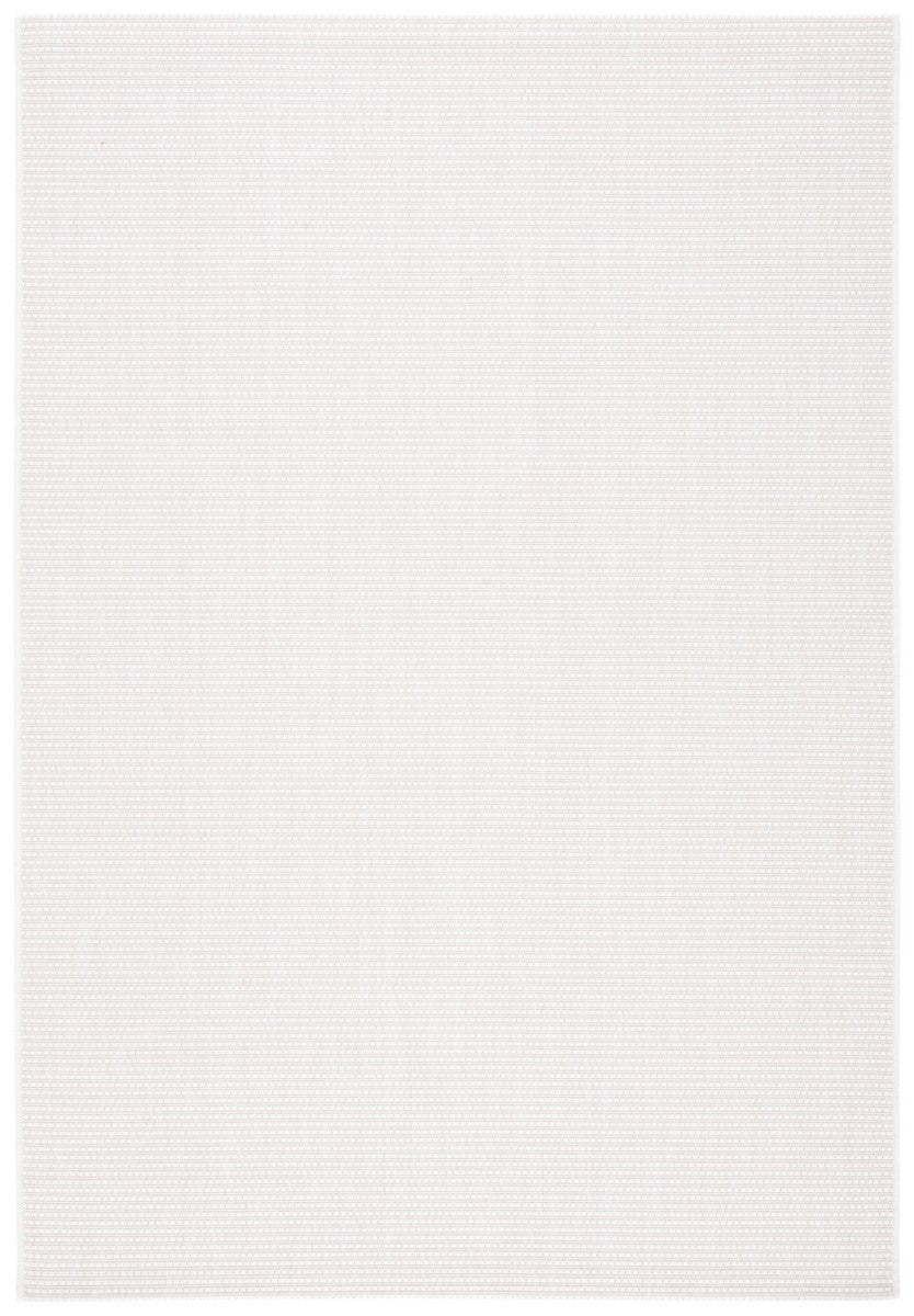 Courtyard 8000 Indoor/Outdoor Power Loomed 85.4% Polypropylene, 10.4% Polyester, 4.2% Latex Rug Grey / Ivory