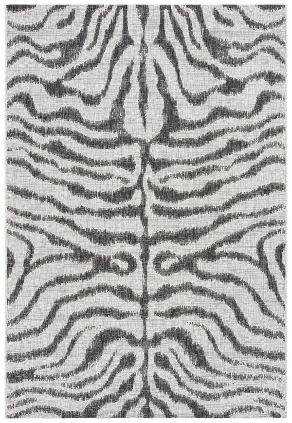 Courtyard 8000 Indoor/Outdoor Power Loomed 85.4% Polypropylene, 10.4% Polyester, 4.2% Latex Rug Grey / Black